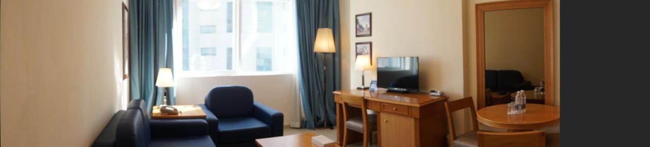 Aparthotel Golden Tulip Charjah Extérieur photo