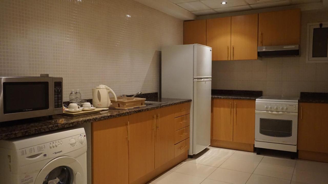 Aparthotel Golden Tulip Charjah Extérieur photo