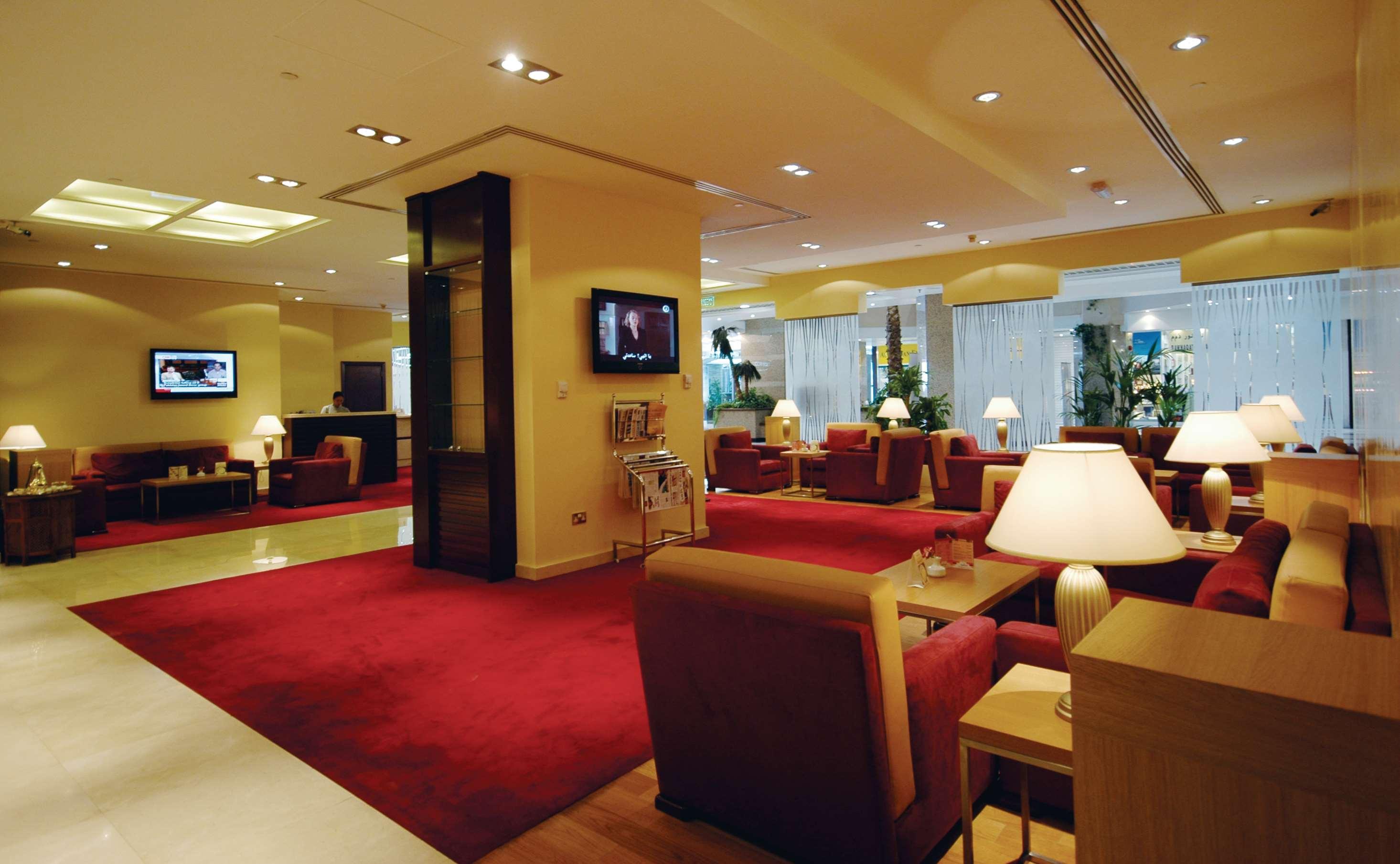 Aparthotel Golden Tulip Charjah Extérieur photo
