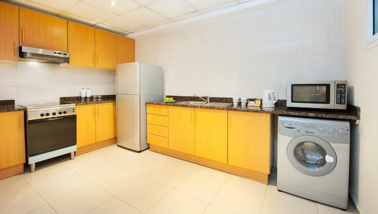Aparthotel Golden Tulip Charjah Extérieur photo